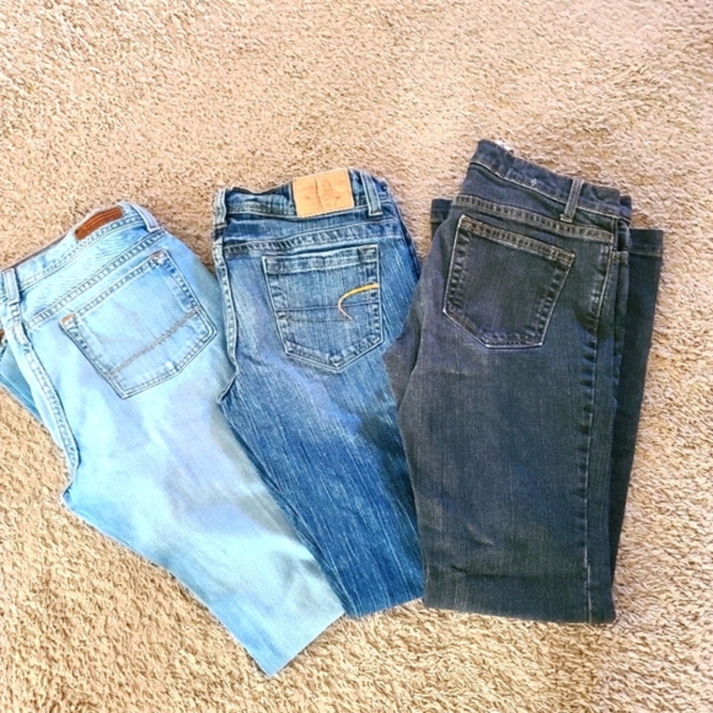 Lot of jeans